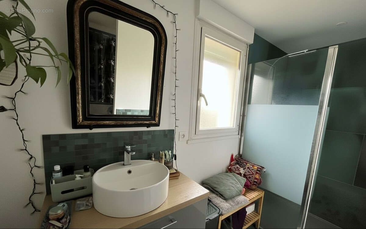 Maison à SAINT-ERBLON