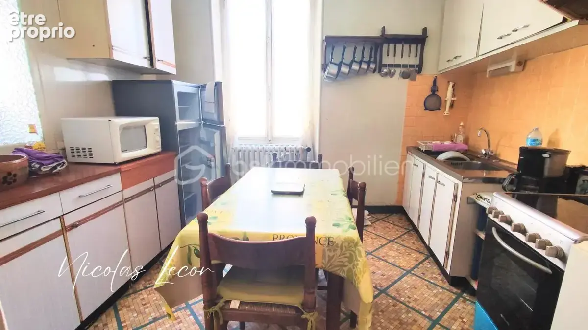 Maison de caractère en pierre de 185 m² - photo 7