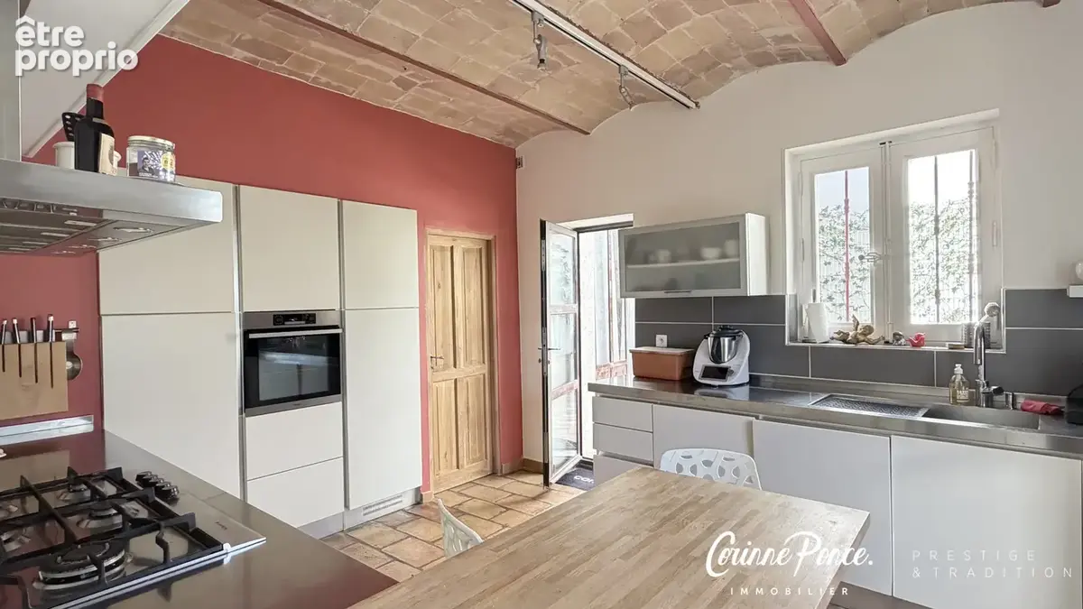 Maison vigneronne du XIXᵉ siècle de 283m2 avec piscine à Générac C.PONCE IMMOBILIER - photo 6