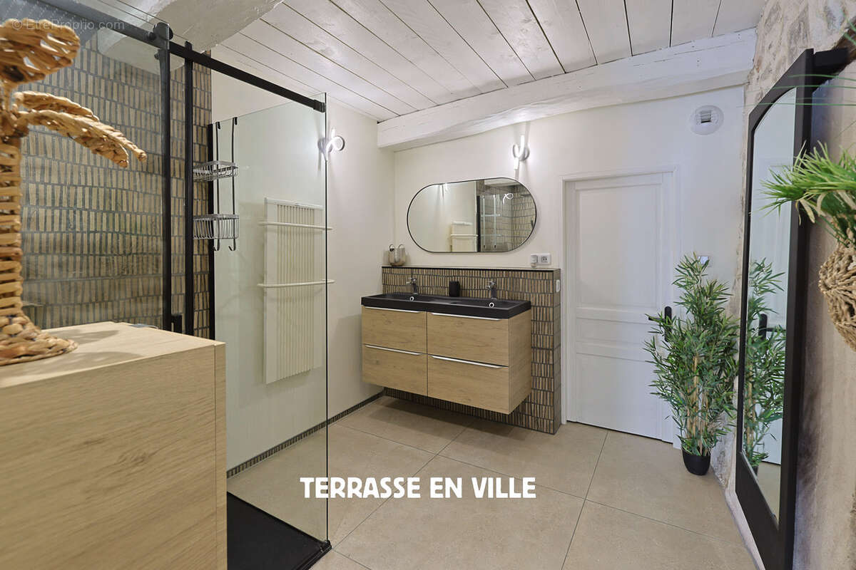 Maison à PIERREFEU-DU-VAR