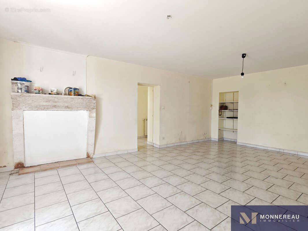 Maison en pierre de plain-pied - photo 3