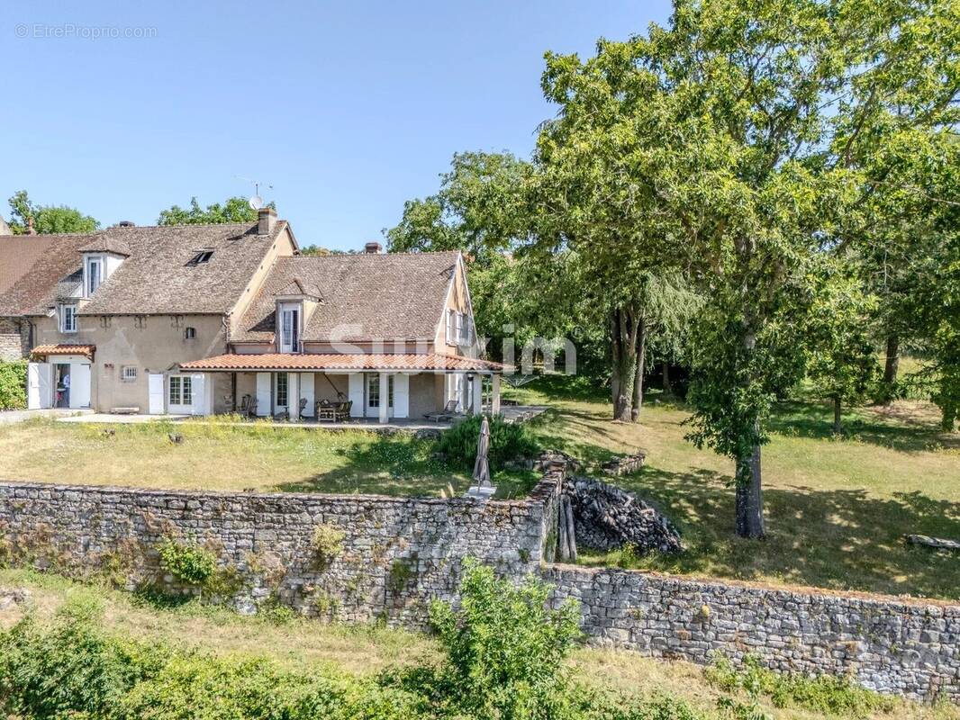 Maison à MELLECEY