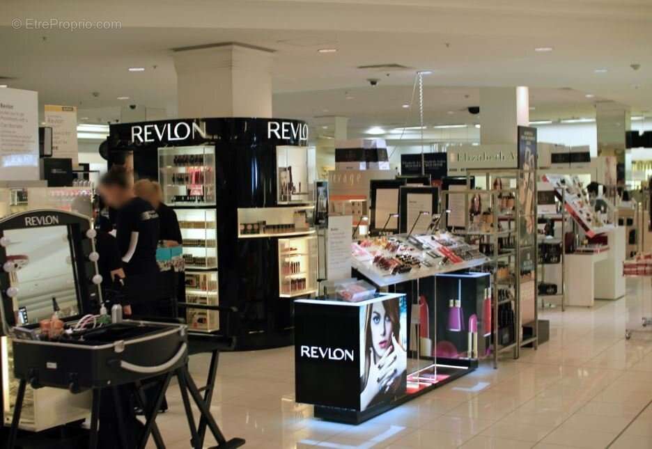 Commerce à SAINT-JORIOZ