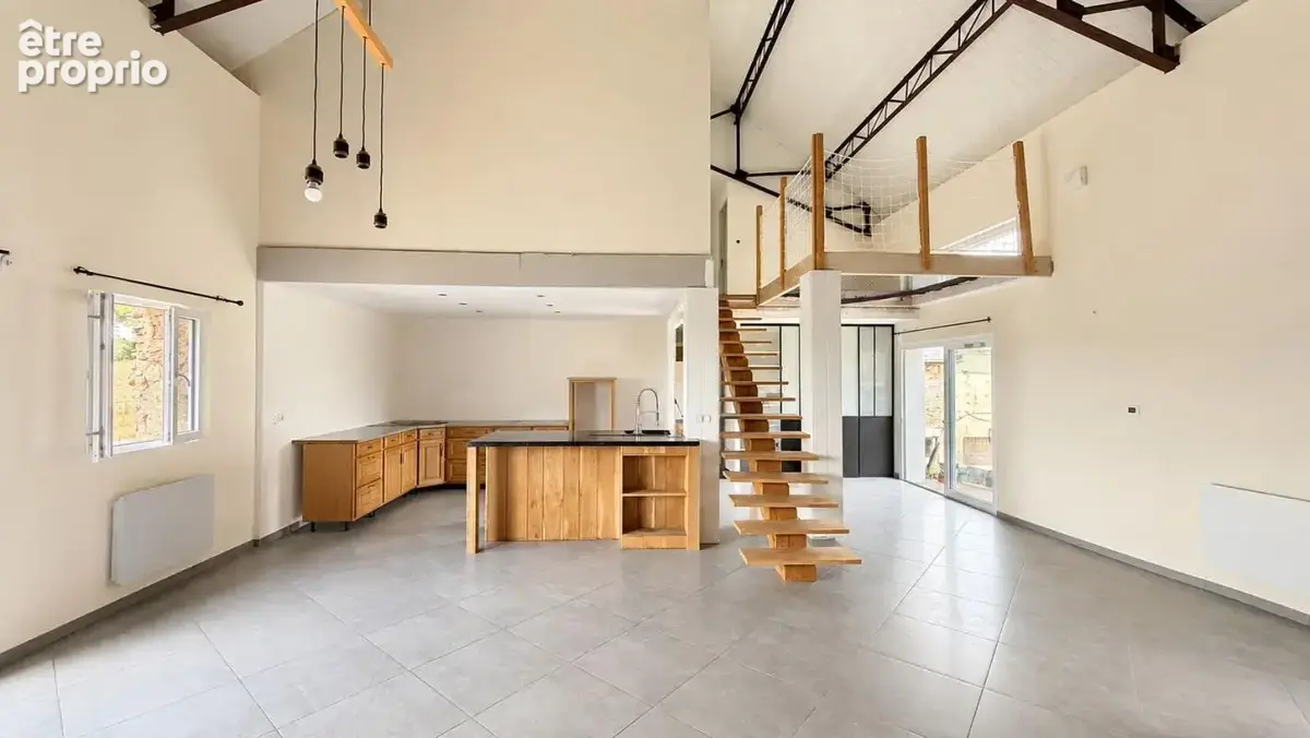 range rénovée de 233 m² avec dépendance et 1 ha de terrain proche Baraqueville - photo 2