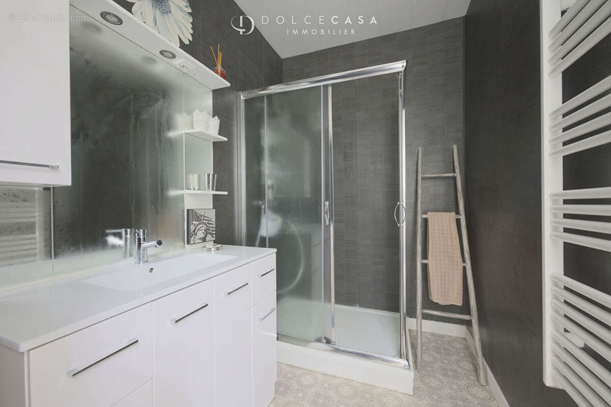 Maison à LE PERREUX-SUR-MARNE