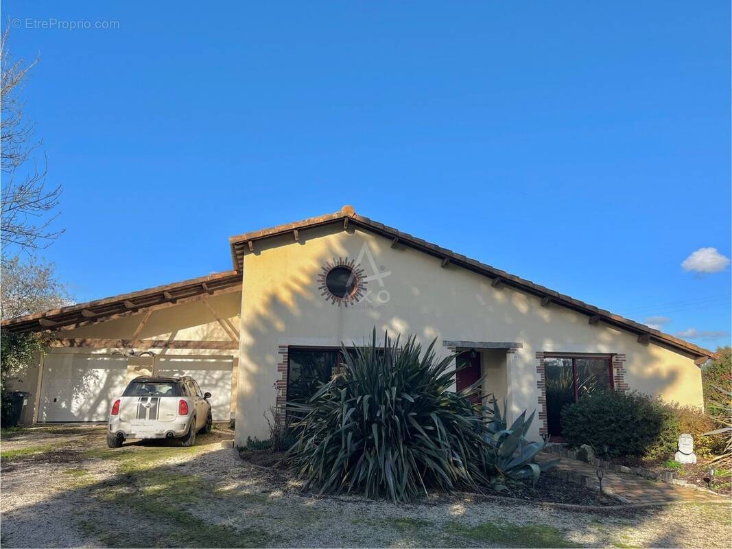 Maison à SAINT-DENIS-LA-CHEVASSE