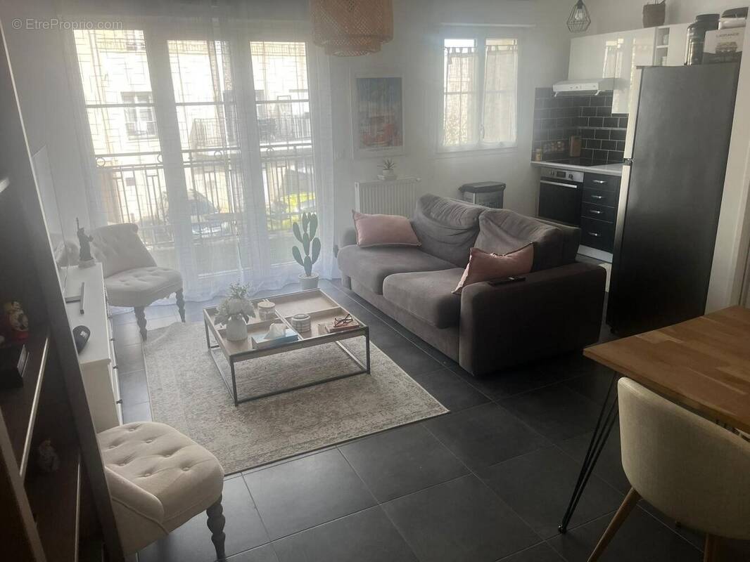 Appartement à VILLENEUVE-SAINT-DENIS