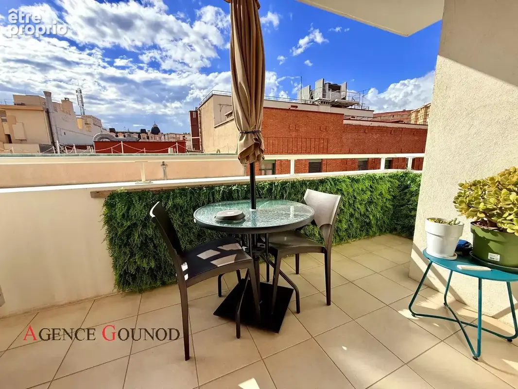 Nice Quartier des Musiciens - 3 PIECES 85m² - TERRASSE + BALCON - photo 3