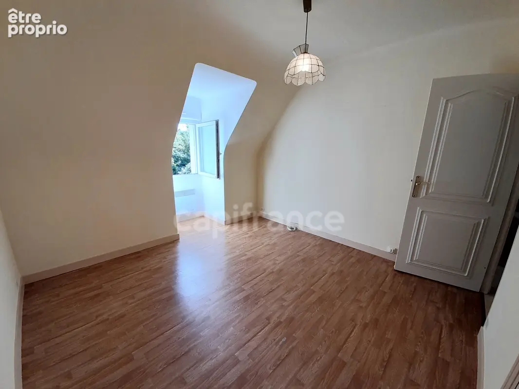 Maison à vendre sur sous-sol total - secteur Plogonnec - Surface habitable 134 m2 - 6 pièces- 4 chambres - 1 bureau- véranda- ja - photo 14