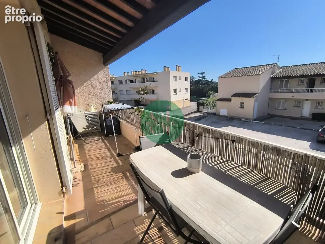 Appartement à SIX-FOURS-LES-PLAGES