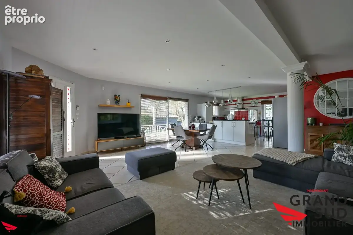 Maison 6 pièces 168 m² à vendre à Leognan (33850) - photo 3