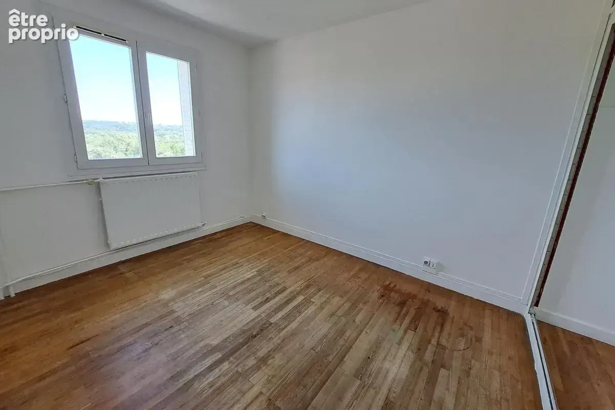 T5 de 92,8 m² à Vernaison au prix de vente de 192 200 € - photo 9