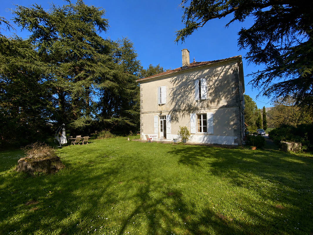 Maison de maître avec dépendances et piscine entre Auch et Vic-fezensac - photo 8