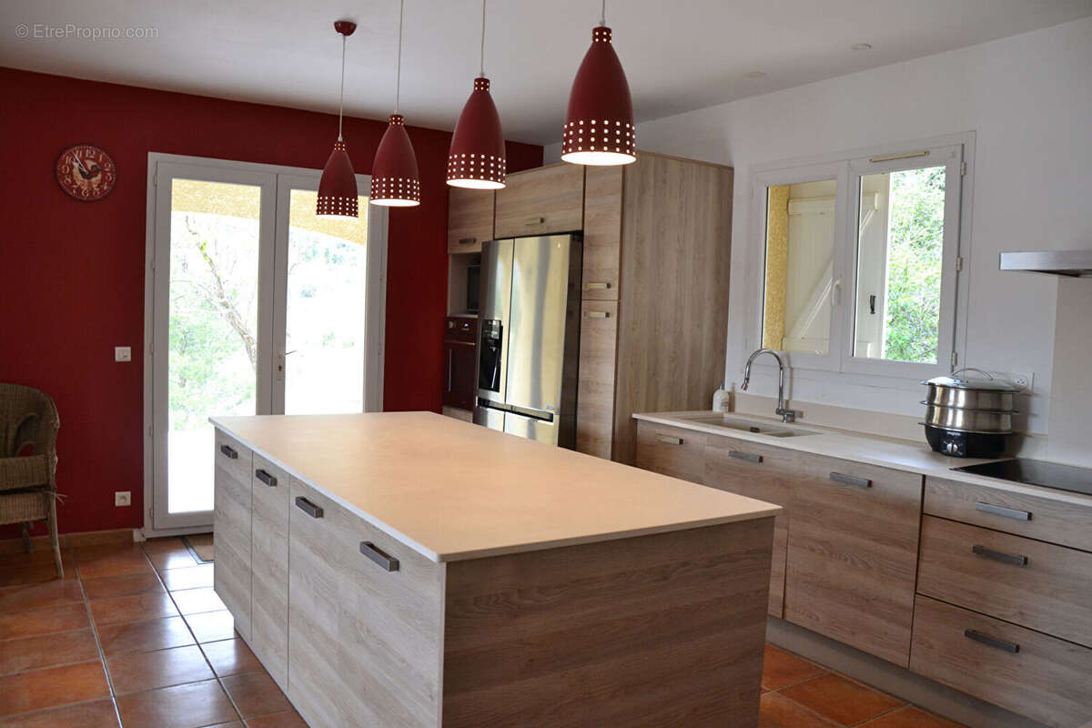 Roquebrun 34 villa 7 pièces plus studio DPE  A sur 1900 m² de terrain - photo 5