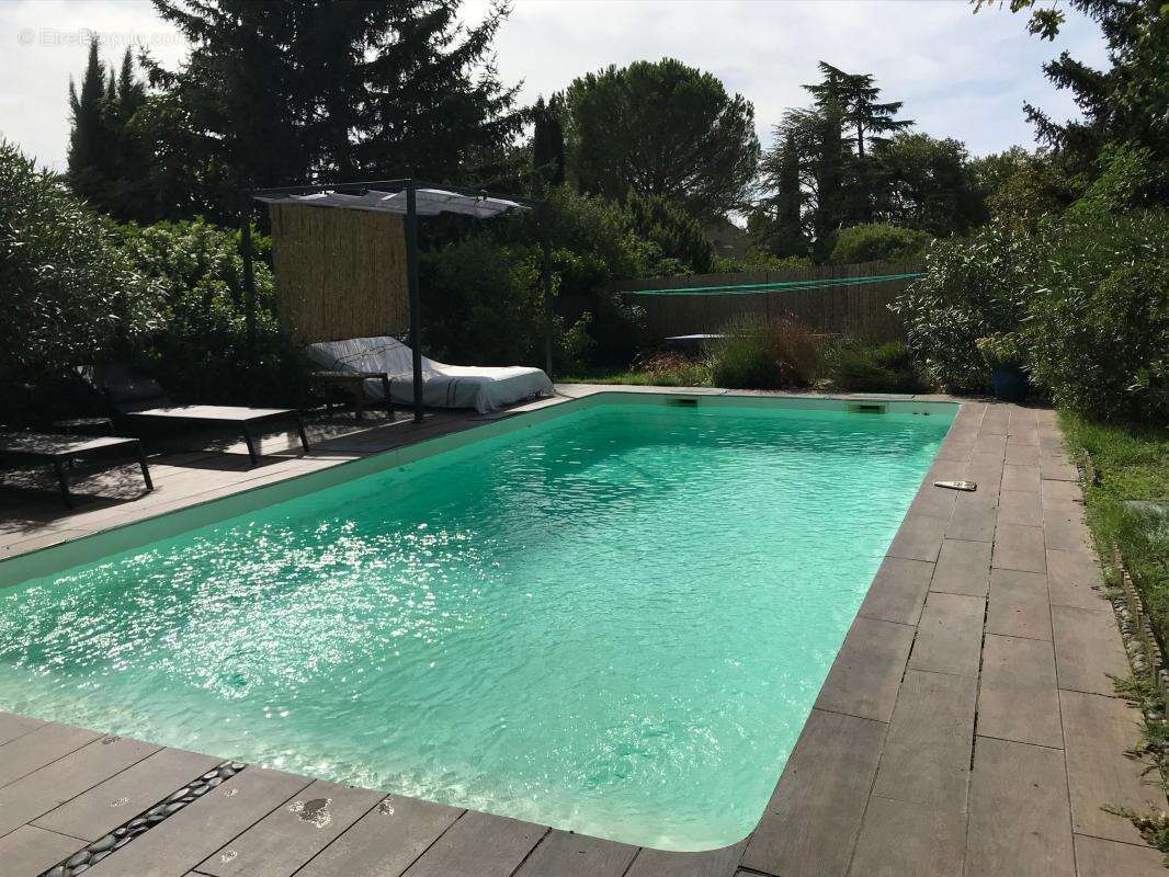 Maison à VAISON-LA-ROMAINE