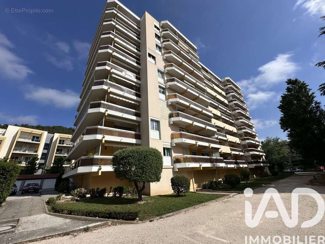 Appartement 89 m² à La Garde  - photo 3