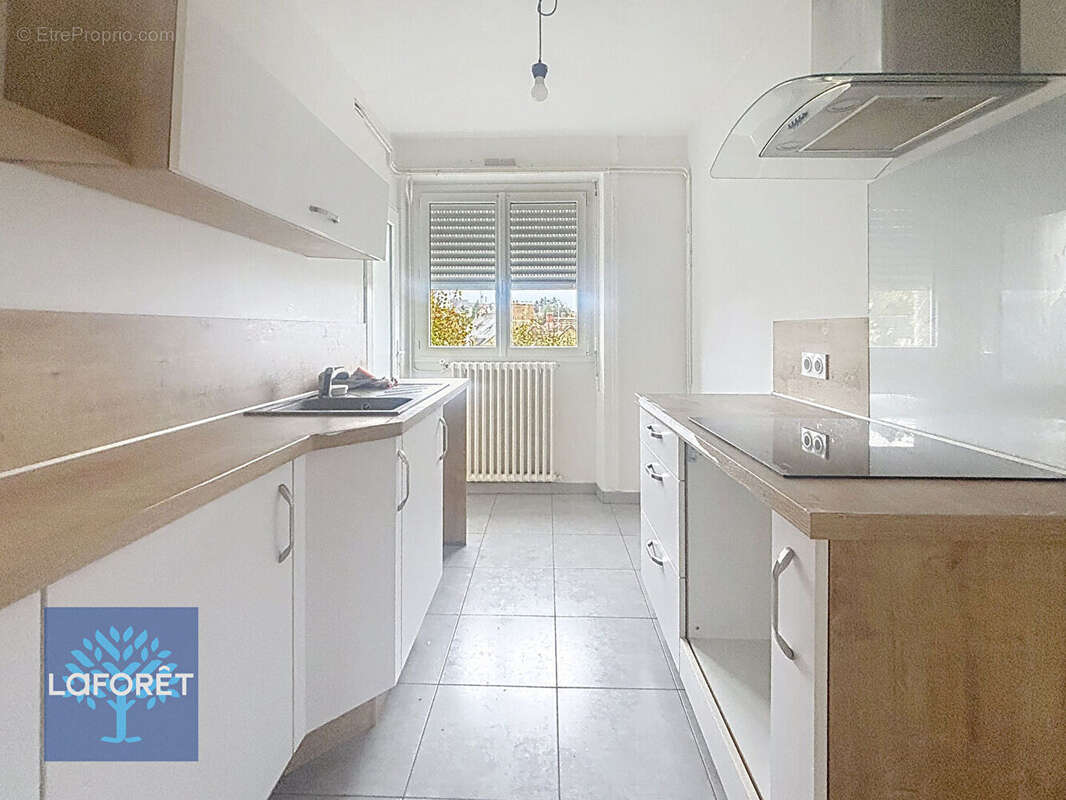 Appartement à FOUGERES