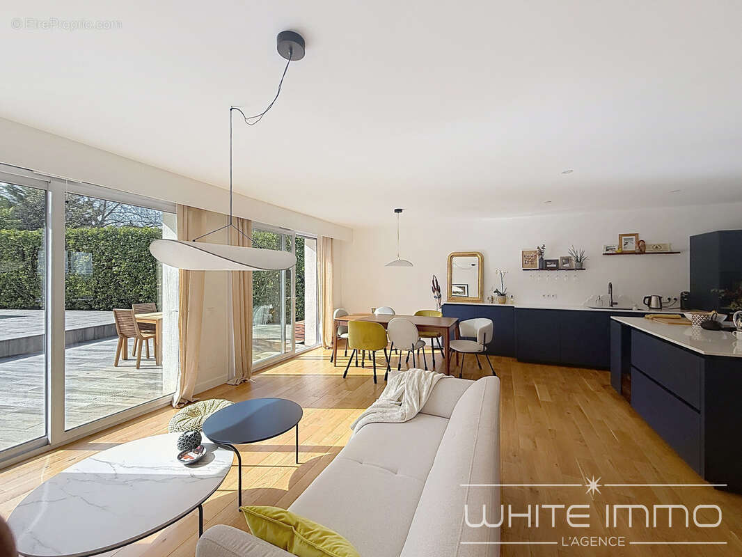 Maison à FRANCHEVILLE