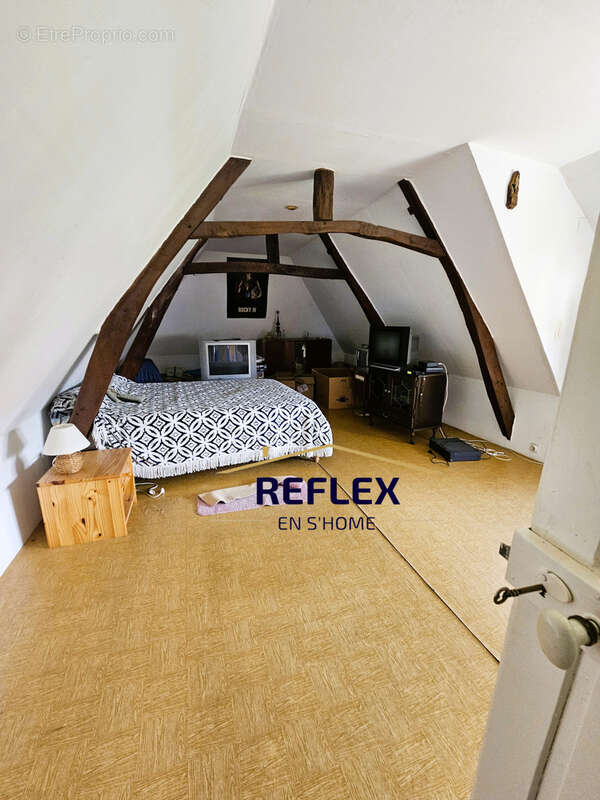 Belle maison de village  et son logement indépendant à conforter - photo 6