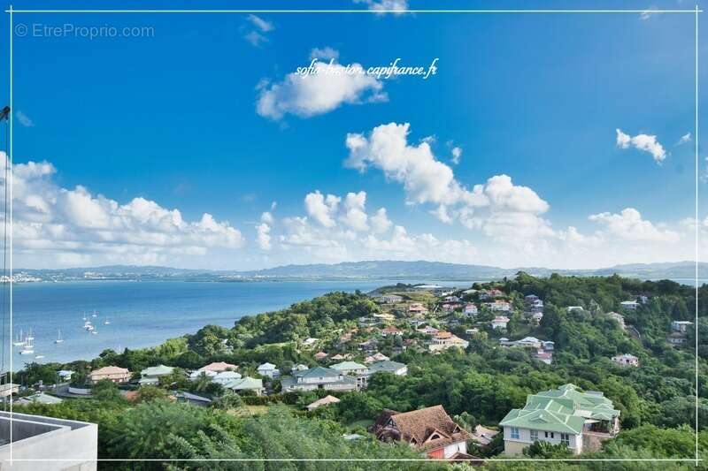 Appartement à LES TROIS-ILETS