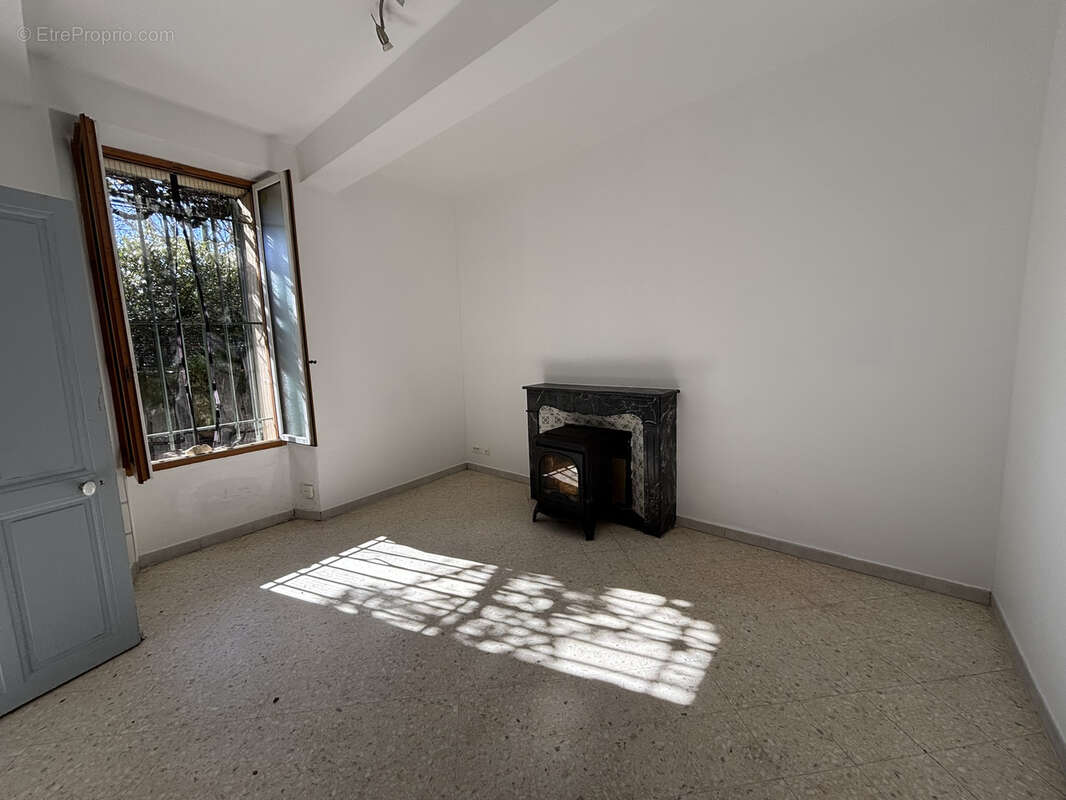 Maison à MALAUCENE