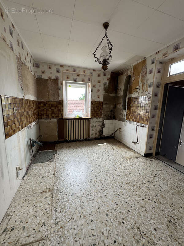 Maison à MONTCHANIN