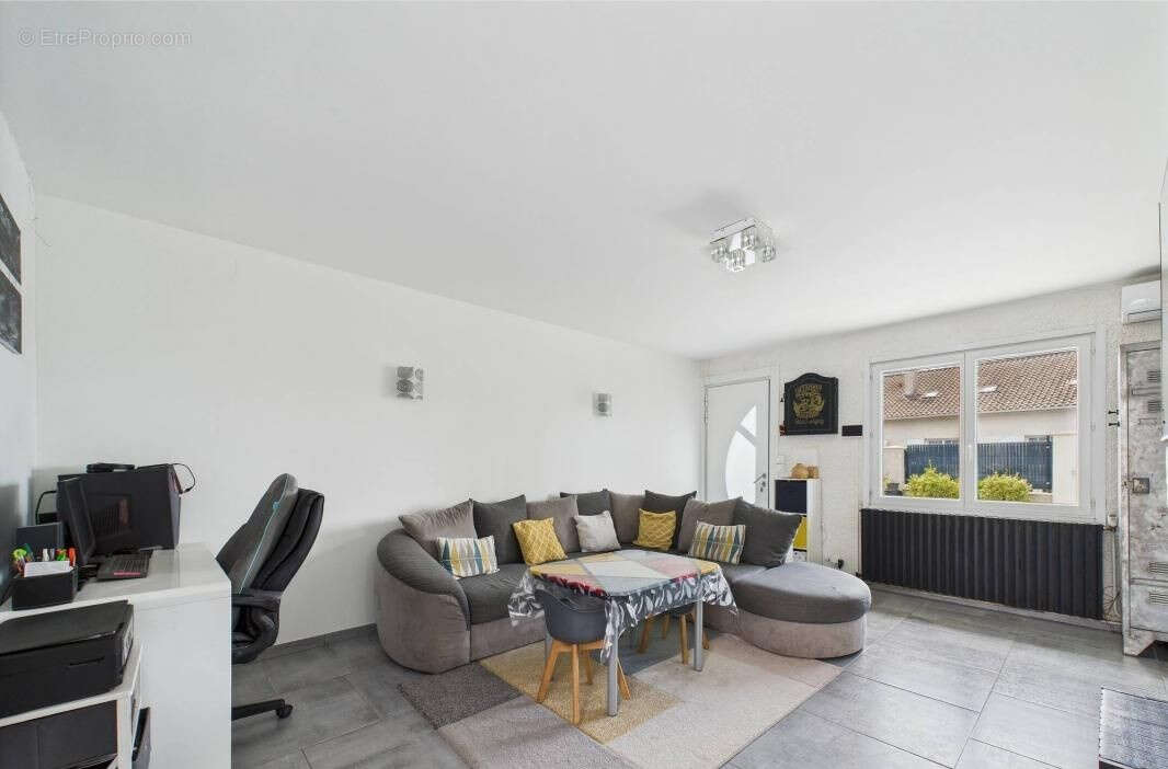 Maison à ENSUES-LA-REDONNE