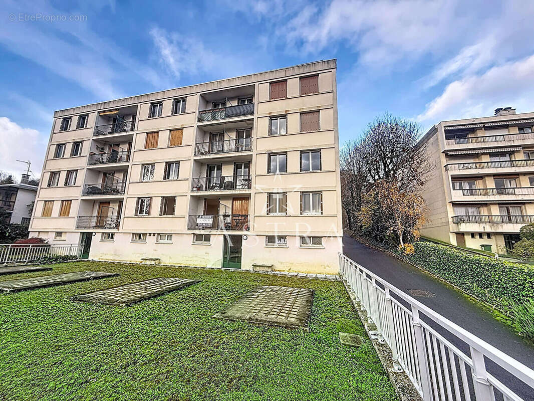 Appartement à FONTENAY-AUX-ROSES