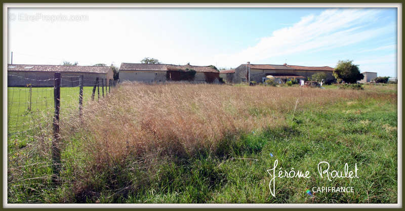 Maison à CHAMPIGNY-LE-SEC