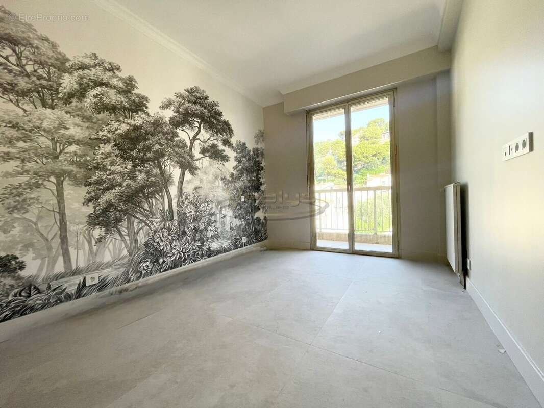 Appartement à BEAULIEU-SUR-MER