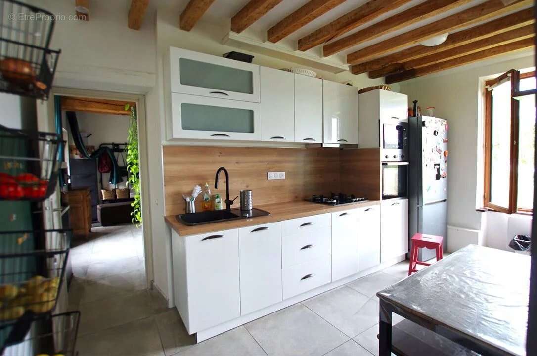 Maison à ULLY-SAINT-GEORGES