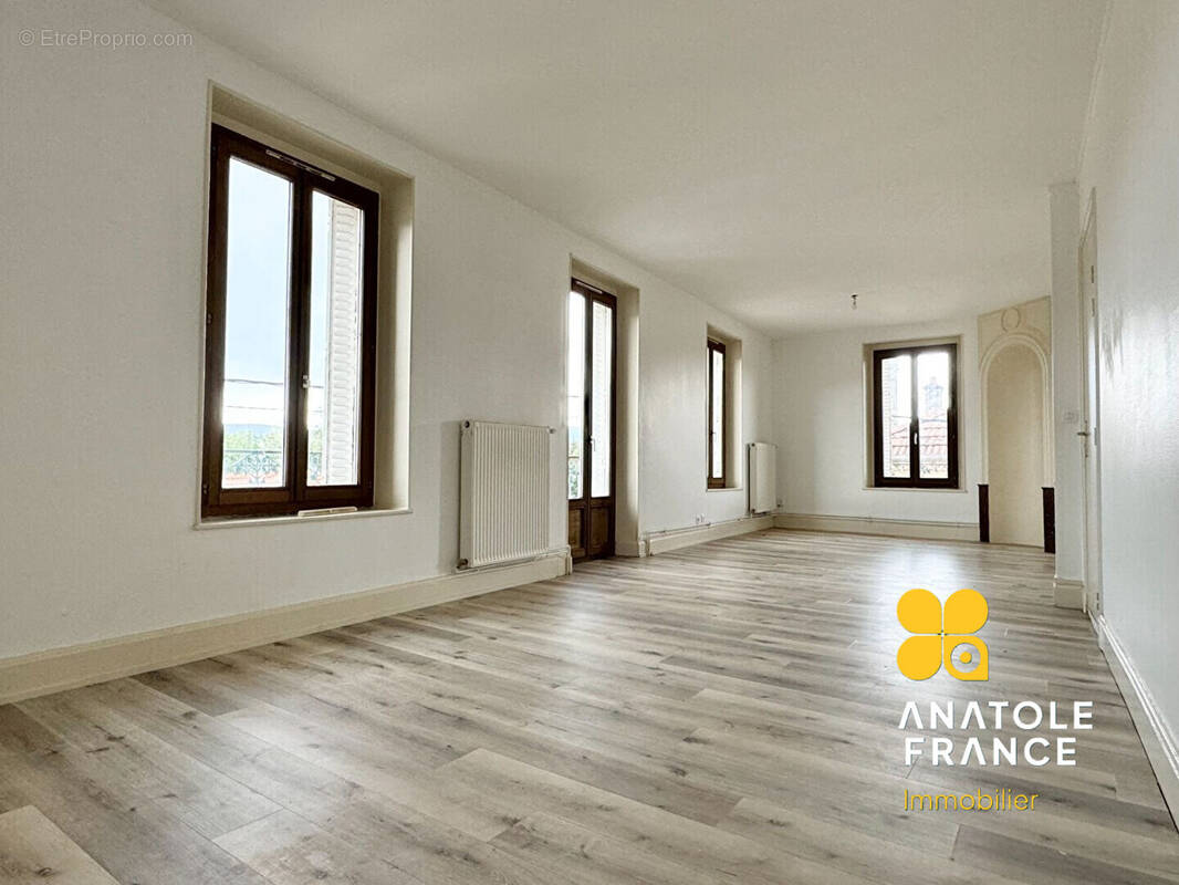Appartement à PONT-SAINT-VINCENT