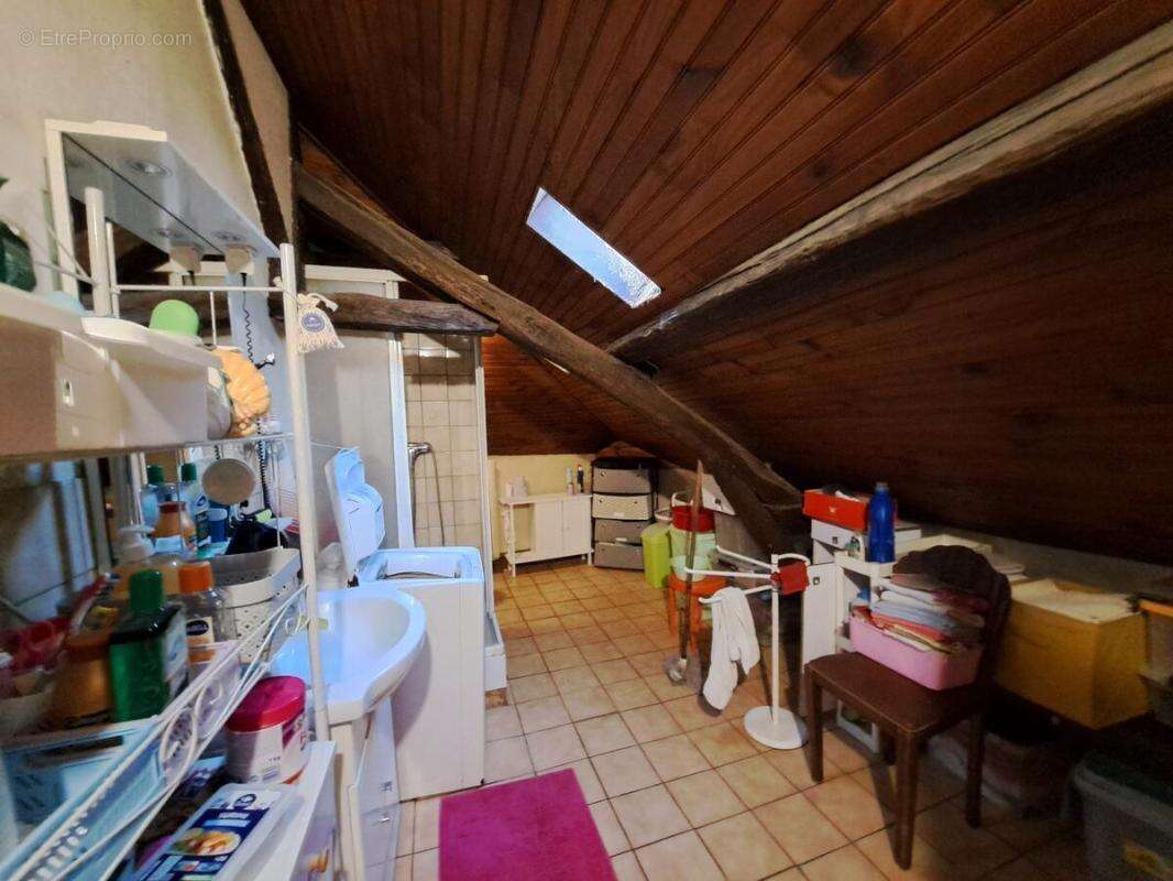 Maison à MEHUN-SUR-YEVRE