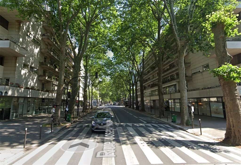 Commerce à PARIS-12E