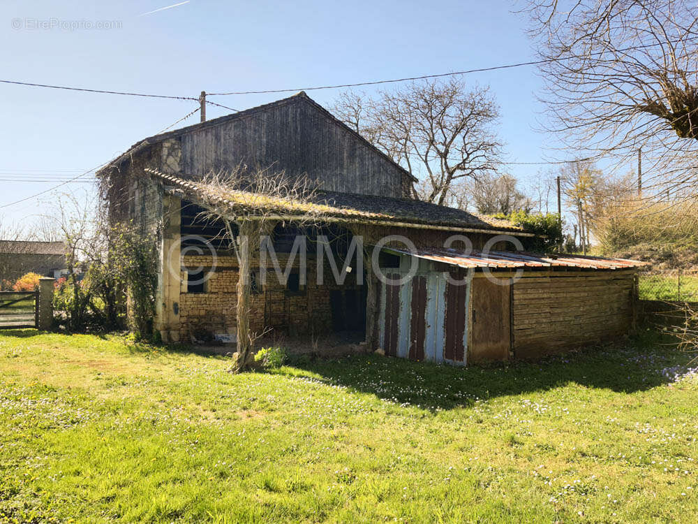 Maison à SAUZE-VAUSSAIS