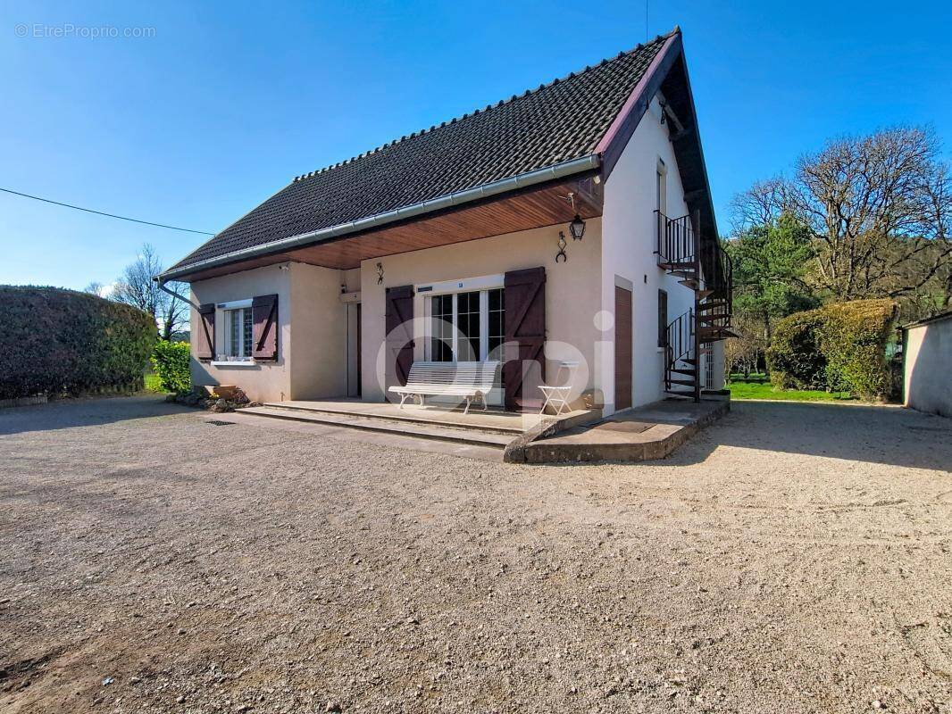 Maison à HUMBERVILLE