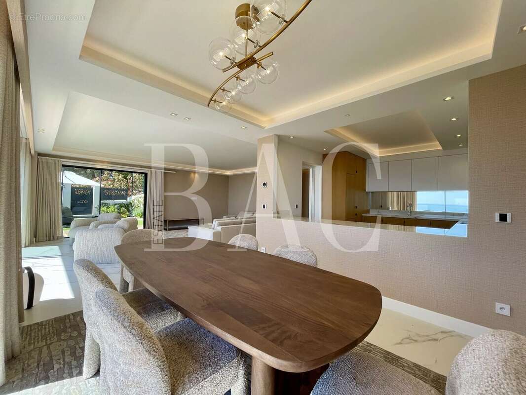 Maison à ROQUEBRUNE-CAP-MARTIN