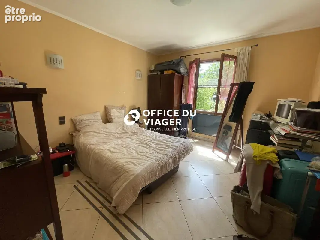Maison - 184,37 m² - 5 pièces - photo 8