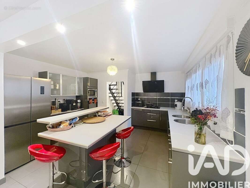 Photo 3 - Maison à VILLIERS-SUR-MARNE