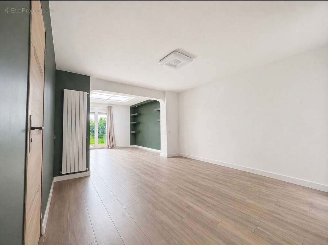 Maison à FACHES-THUMESNIL