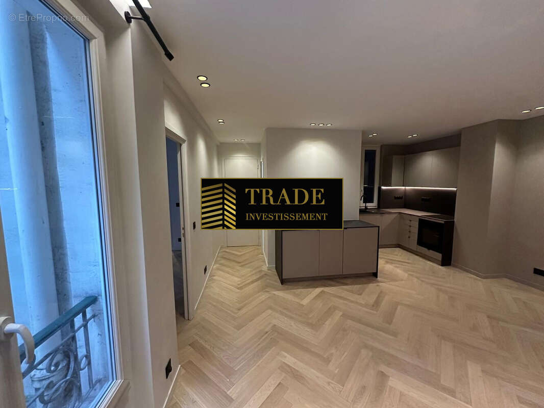 Appartement à PARIS-9E