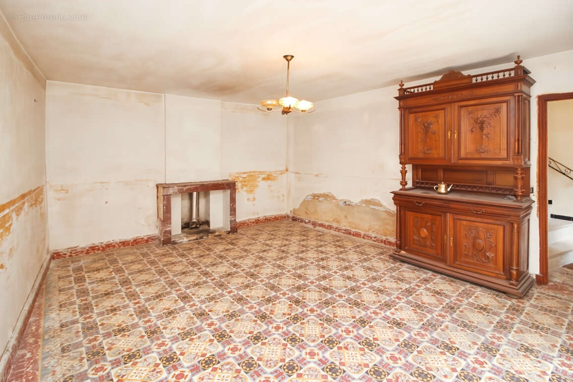 Maison à SAINT-ETIENNE-DES-SORTS