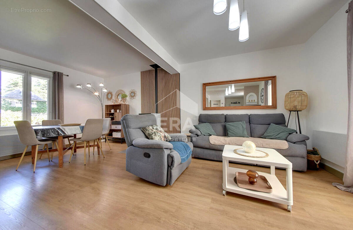 Maison à RANG-DU-FLIERS