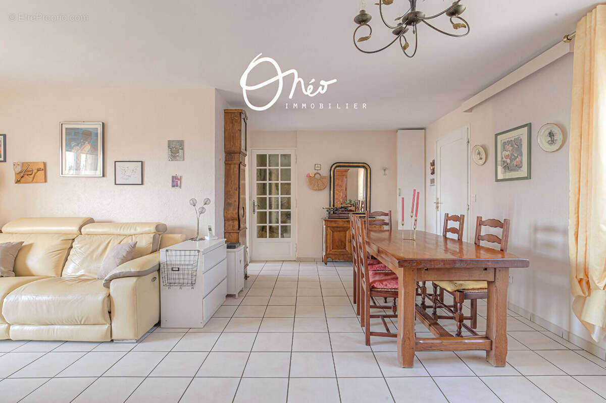 Maison à MIONS