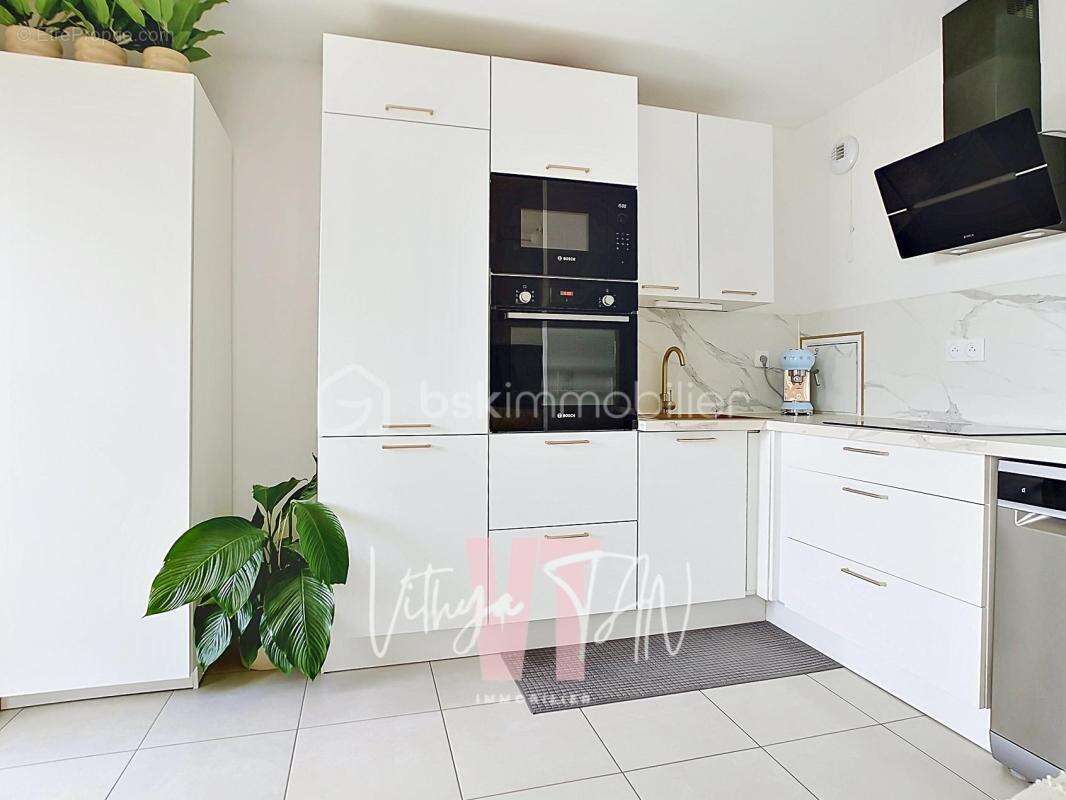 Appartement à CHESSY
