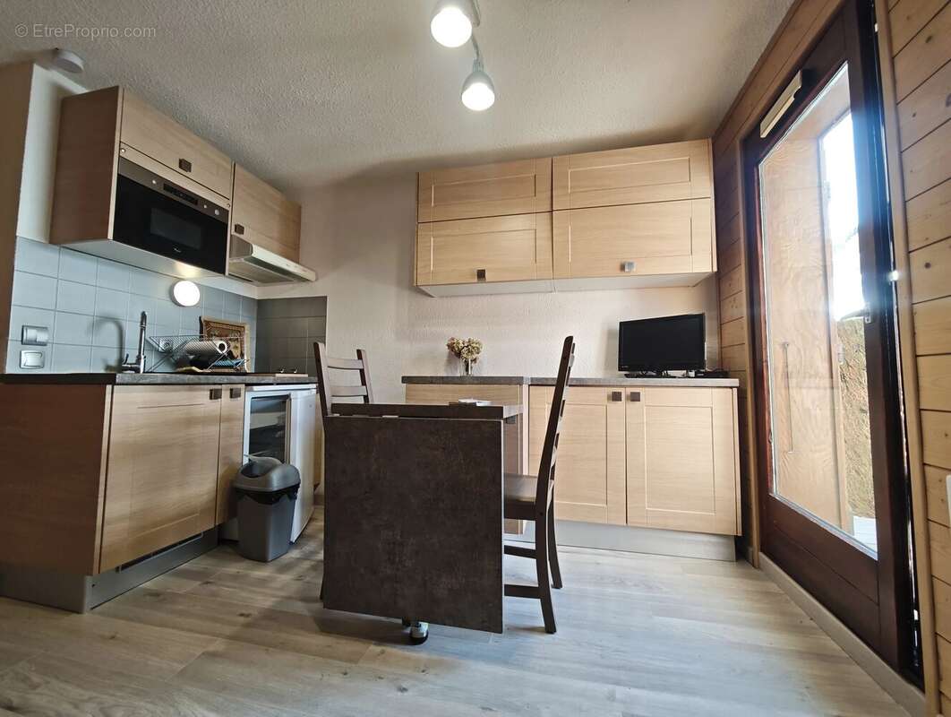 Appartement à MORILLON