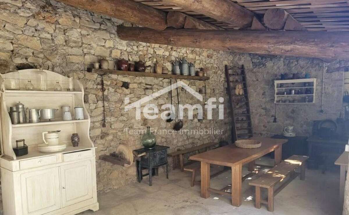 Maison à SAINT-AMBROIX