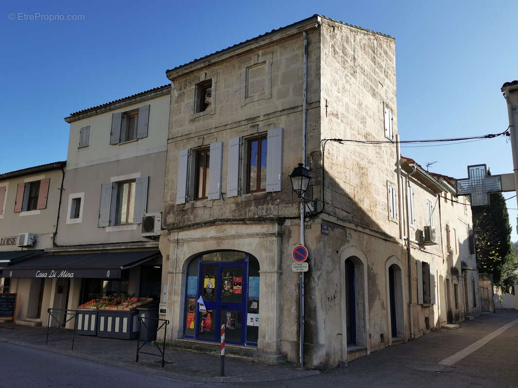Appartement à FONTVIEILLE
