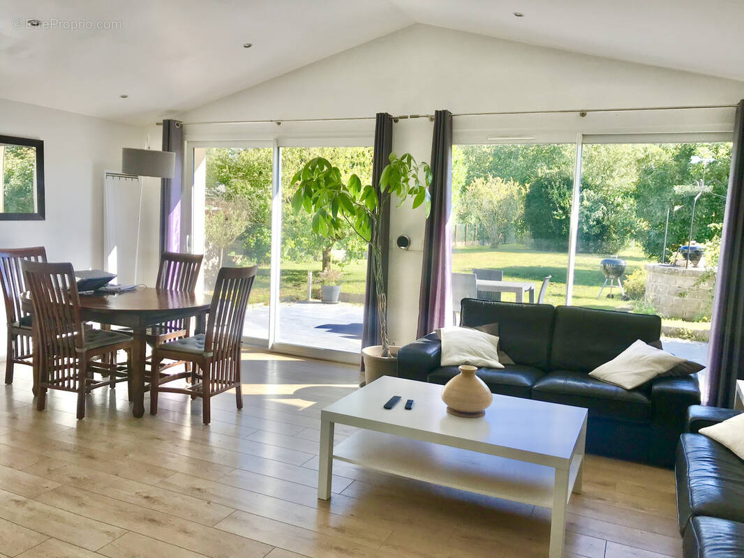 Maison à SOISY-SUR-ECOLE