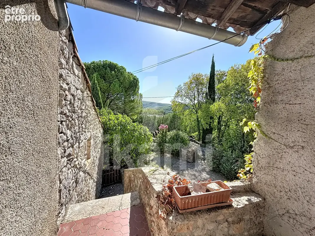Maison 155 m2 en pierre avec jardin - vue exceptionnelle sur les cevennes - photo 8